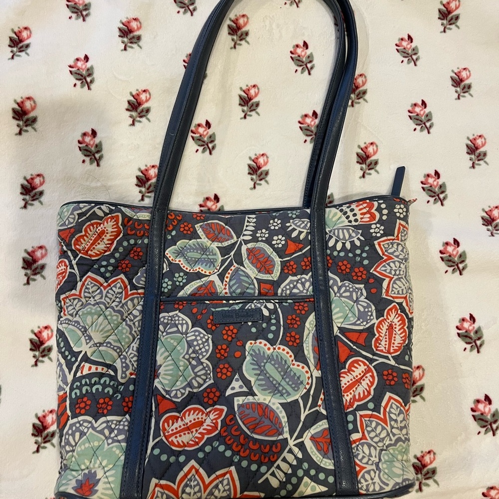 Vera Bradley • Nomadic Floral Print • Small Shoulder Tote Bag • Purse
